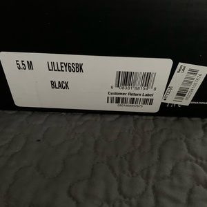 Lilly black shoes